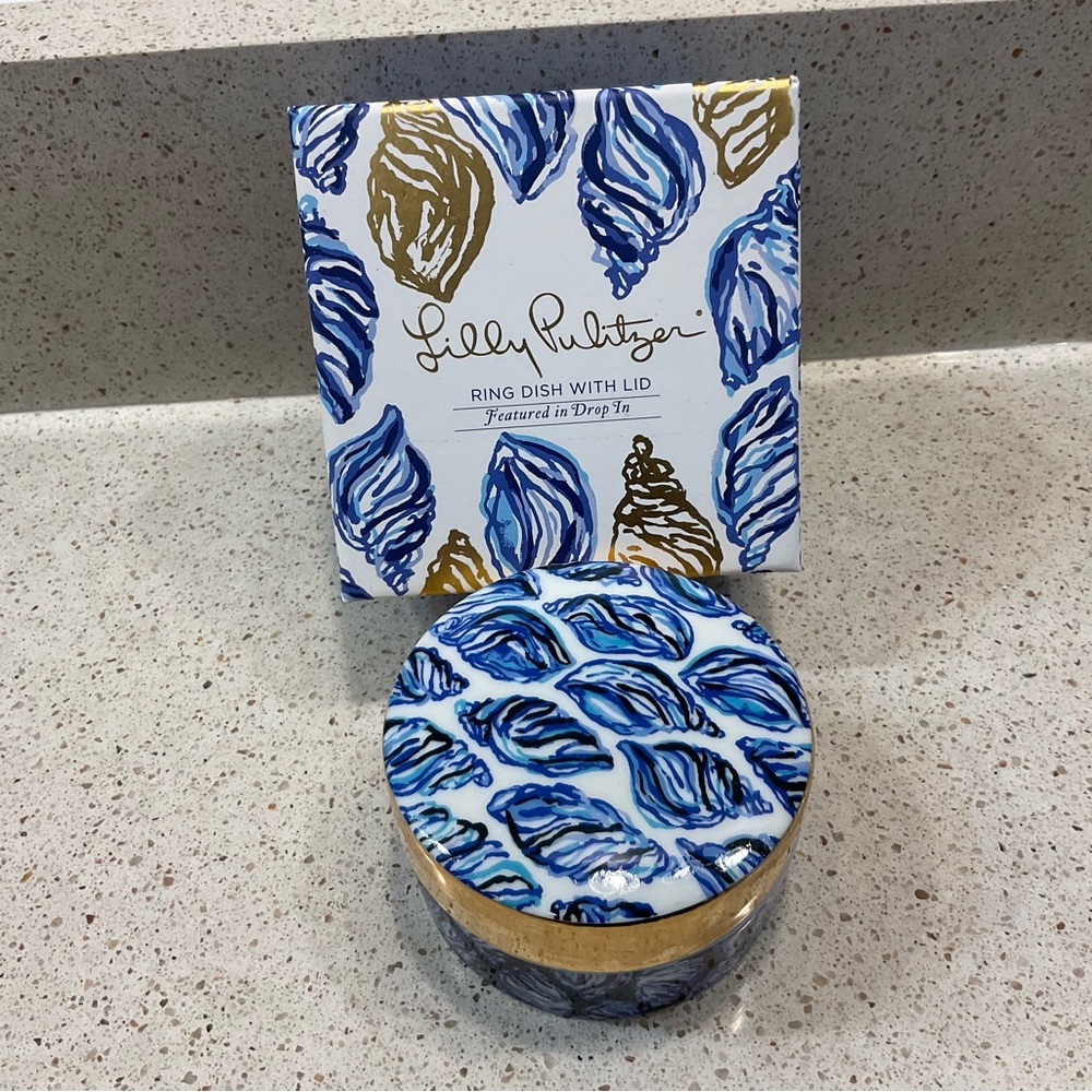Lilly Pulitzer Blue and Gold Bath & Body Set